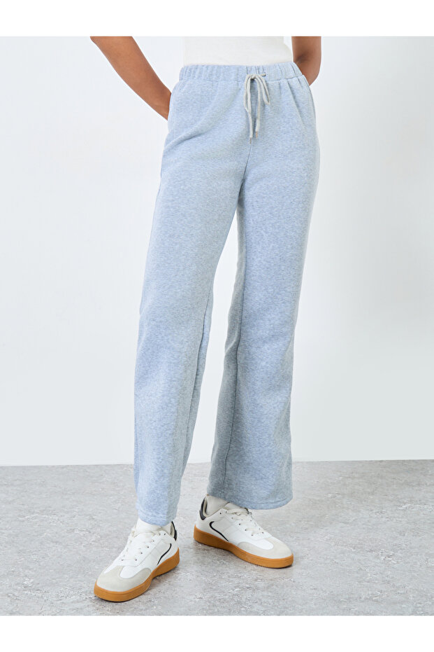 Women Solid Pants with Drawstring Waist - 2