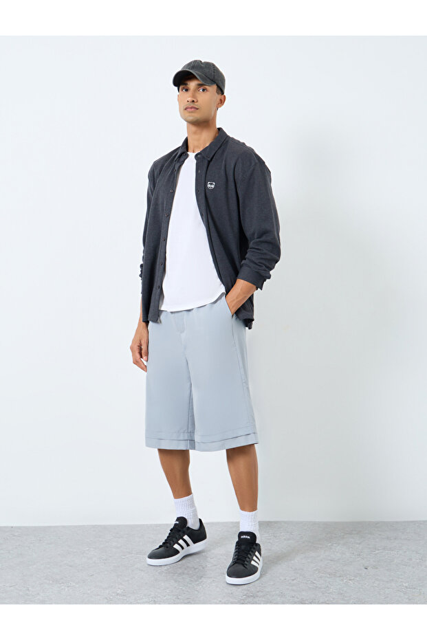 شورت رجالي رمادي اللون سادة كبير الحجم برباط - 2