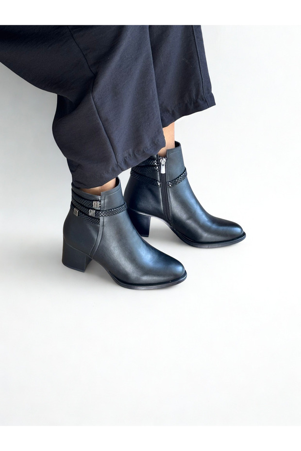 Black Leather Snake Weft Detailed Inner Zipper Women's Thick Heeled Boots