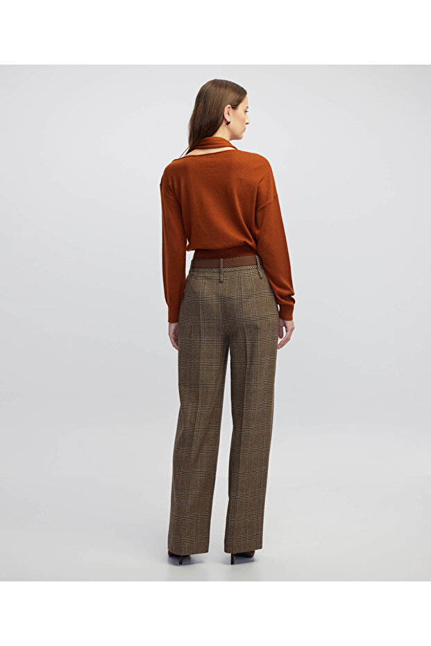 Atkı aksesuarlı triko - 6