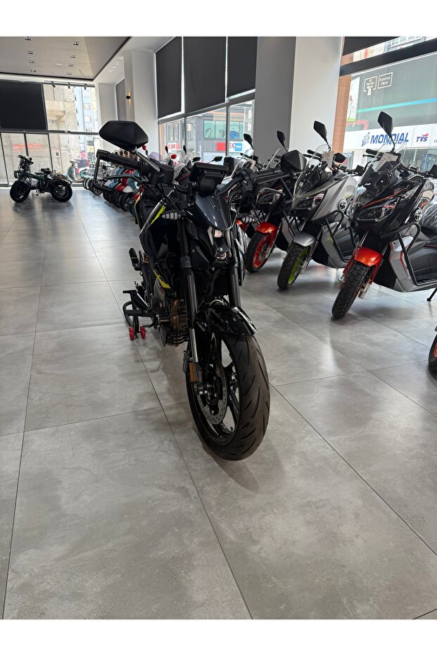 RZ125 - 3