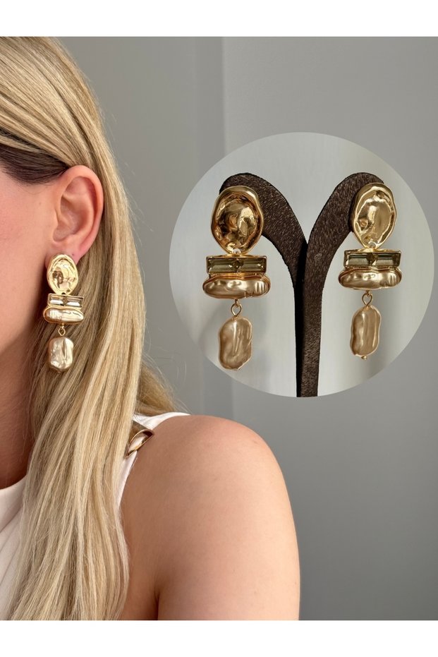 Gold Baguette Stone Hanging Shiny Stone Luxury Earrings