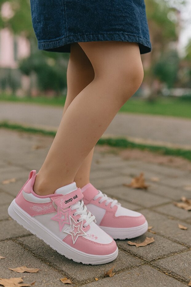 Girl's Star Detailed Sneaker Shoes