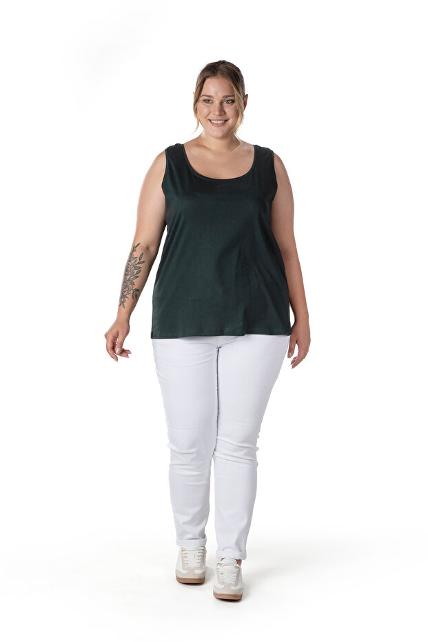 Large Size Zero Sleeve Basic Undershirt 1097164 - 2