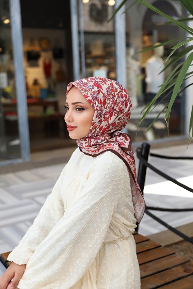 كارمن وشاح