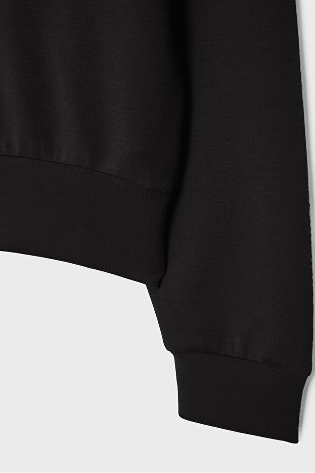 سويت شيرت ناعم الملمس - 7