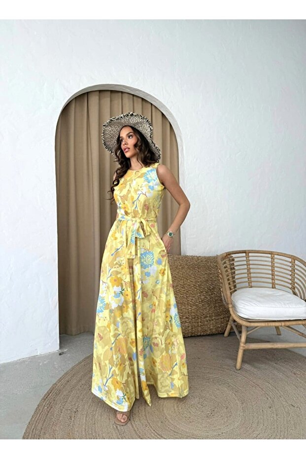 بذلة صفراء منقوشة - 2