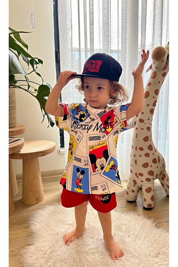 Colorful Printed T-Shirt Red Shorts Set