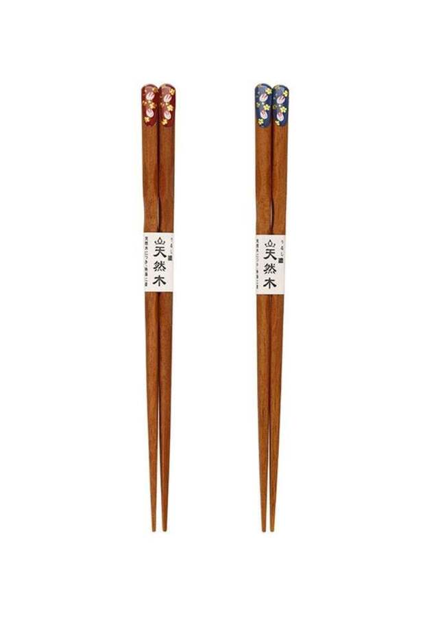 2 Pair Natural Wooden Chopsticks Sets Reusable Classic Style Chop Sticks