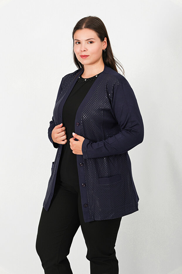 سترة منقوشة بأزرار من الجلد المرسيريزد - 1