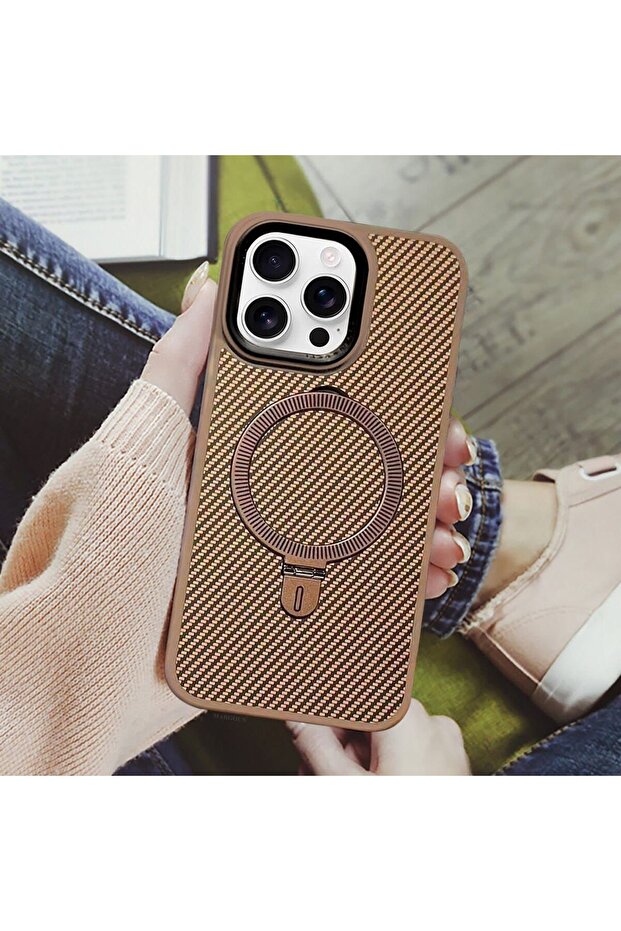 iPhone 15 Carbon Magnetic Cover - Magsafe Compatible