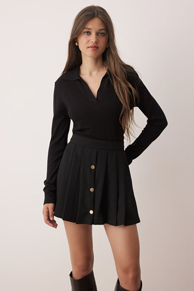 Siyah Pilili Mini Düğmeli Şort Etek Şort & Bermuda TWOAW26SR00005 - 4