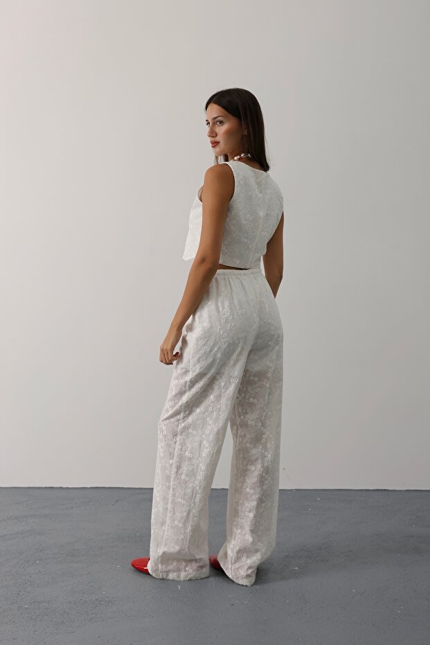 Beyaz Bağcıklı Brode Straight/Düz Kesim Pantolon TWOSS25PL00044 - 5