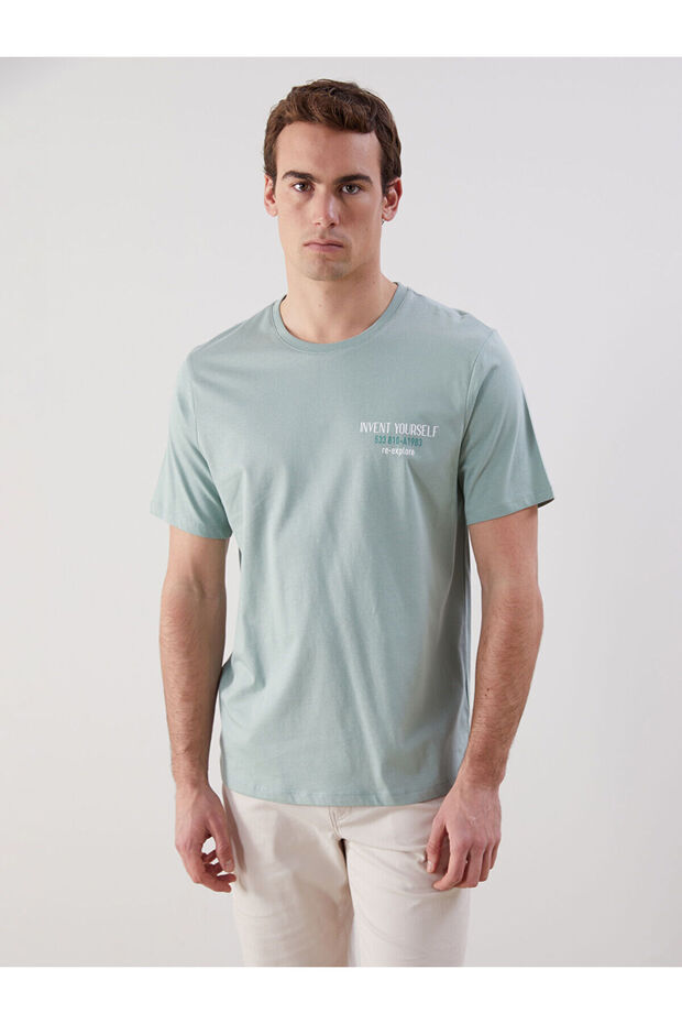 Nevavm Men's T-Shirt with Oval Collar and Printed Design