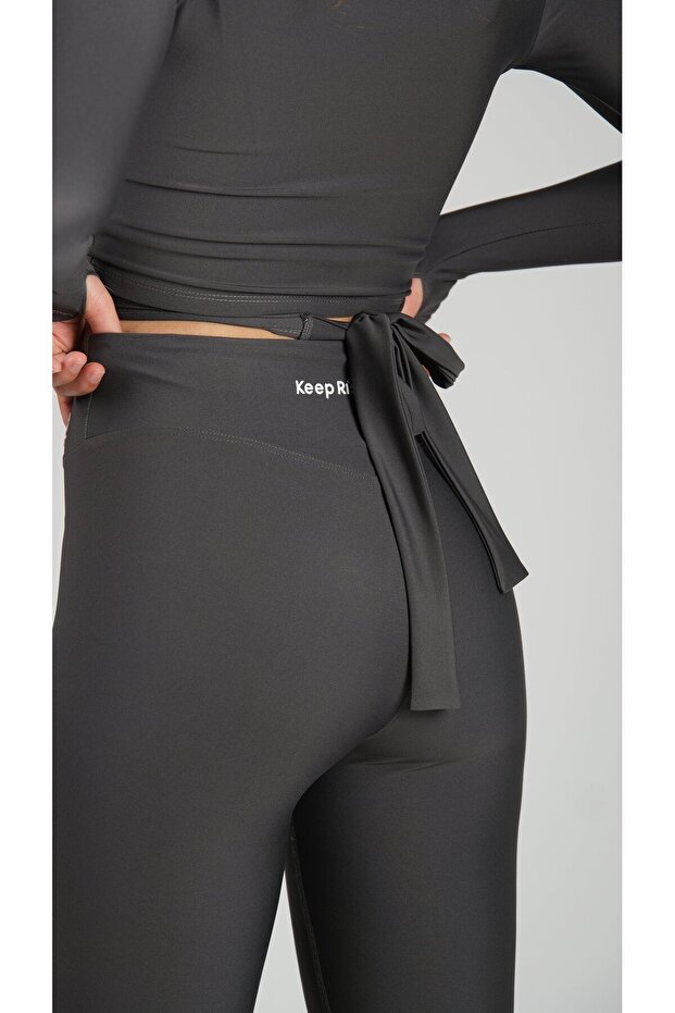 Anvelop Belden Bağlamalı Crop Bluz Gri - 6