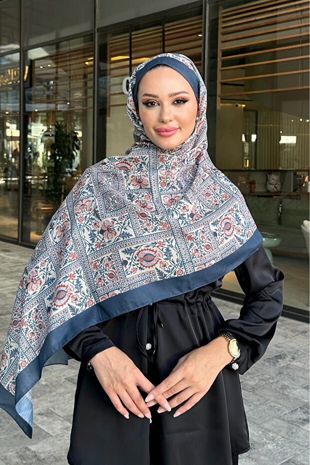 شال قطني ناعم بنمط عرقي عتيق باللون الأزرق الداكن