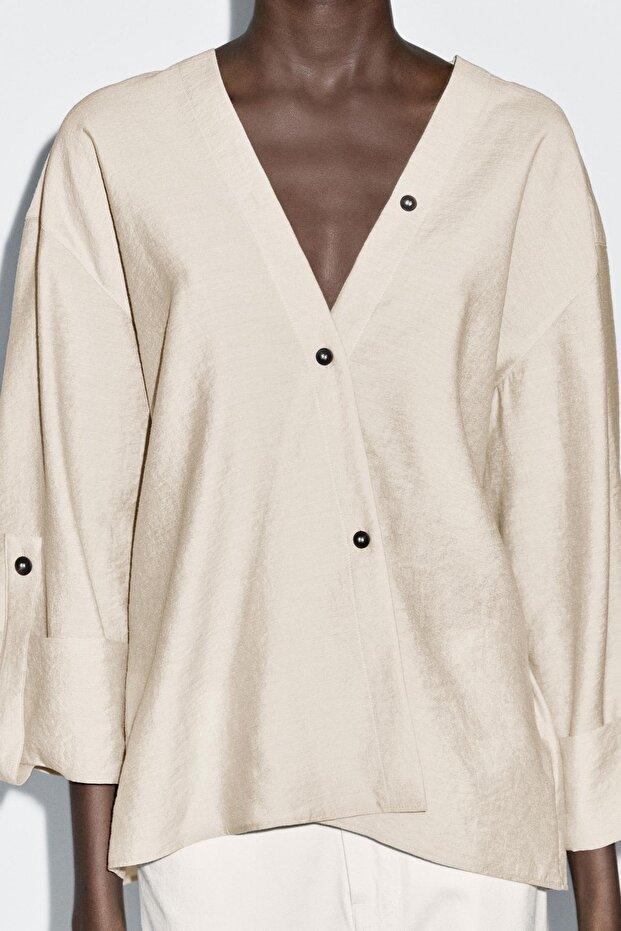 Kıvrık kollu gömlek - 3