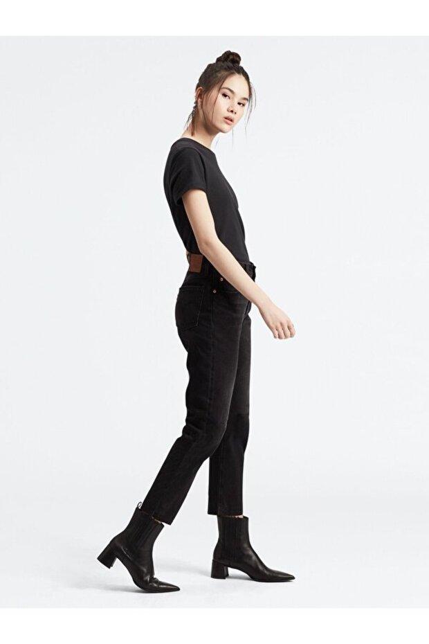 501® Women's Cropped Jean Pants- Heart