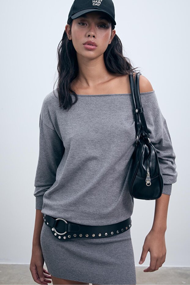 Geniş Yaka Kısa Örme Elbise - 2