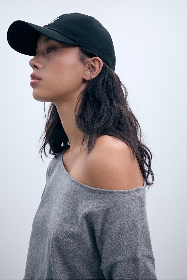 Geniş Yaka Kısa Örme Elbise - 4