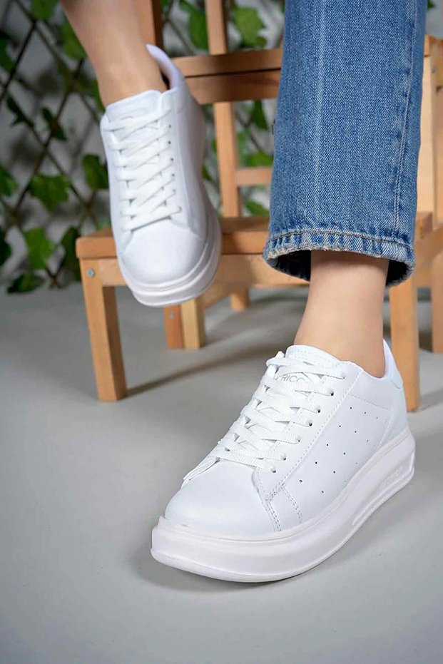 Lace-Up Women's Casual Walking Sports Shoes White Sneaker