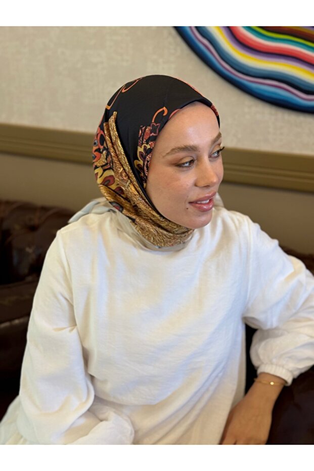 وشاح من نسيج التويل بنمط فيورين - 1