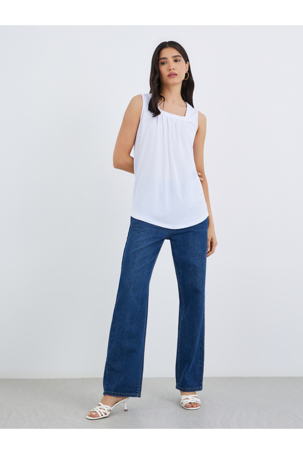 بلوزة سادة بدون أكمام برقبة مربعة - 2