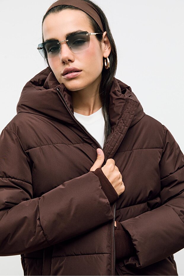 Kapüşonlu kapitone mont - 4