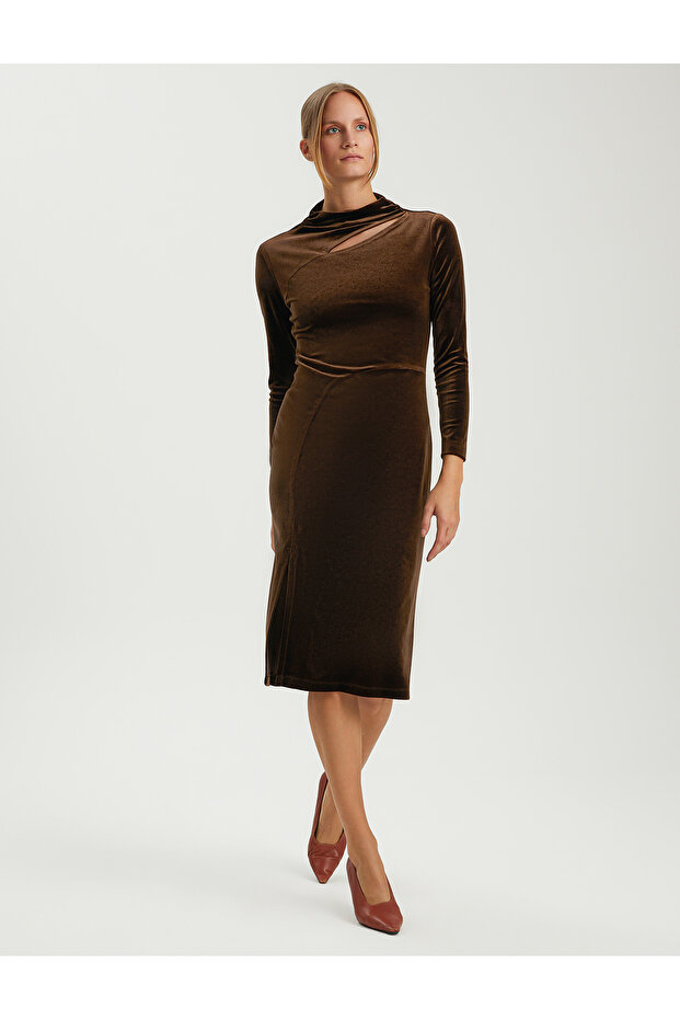 YUKSEK YAKA MIDI KADIFE ELBISE - 2