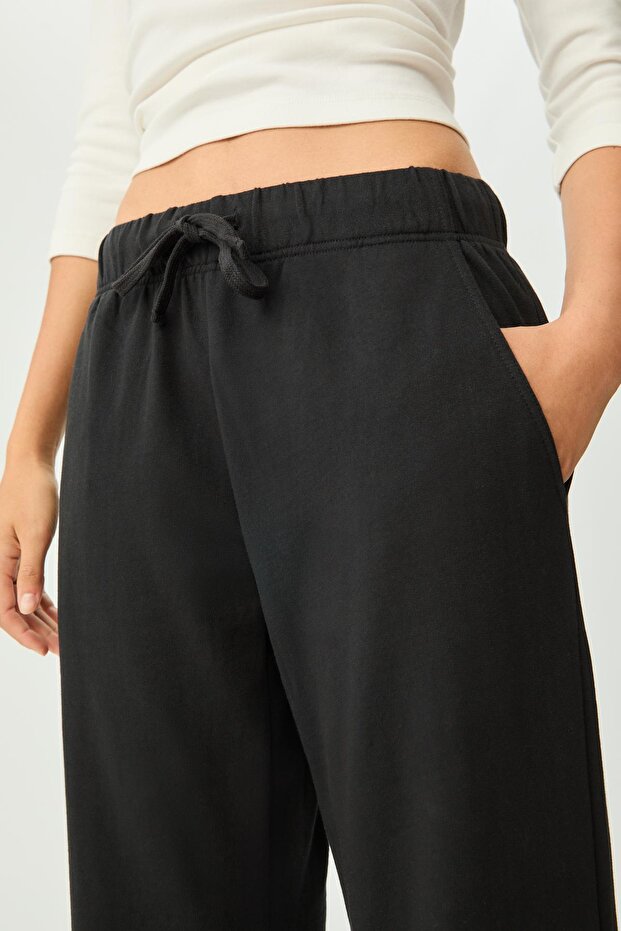 Relaxed Fit Bağcıklı Çan Paça Pantolon - 4