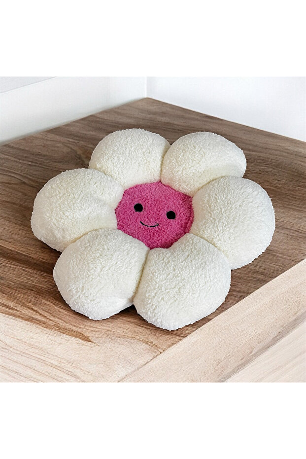 Smiling Daisy Cushion Pink