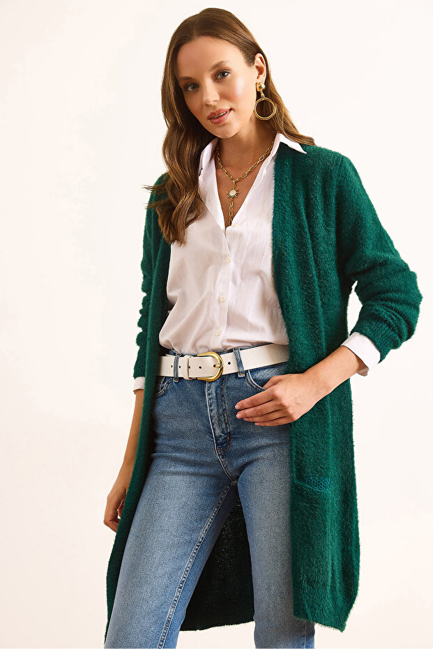 Women's Emerald Green Pocket Soft Textured Beard Cardigan Hrk-19000320