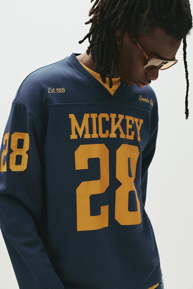 Mickey Mouse futbol temalı sweatshirt - 5