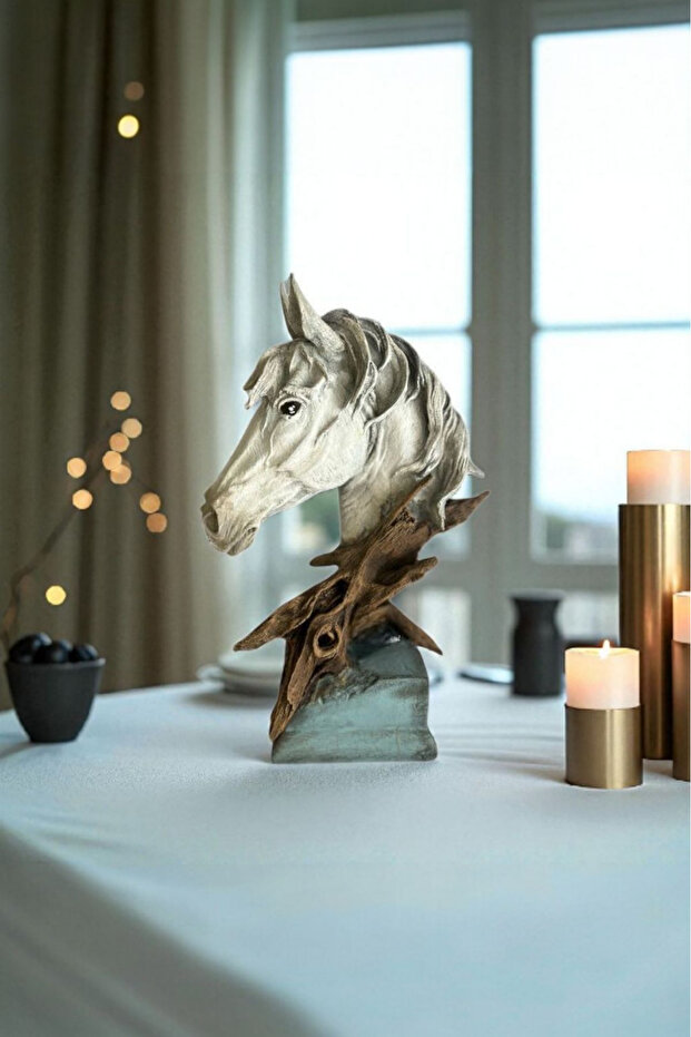 Dekoratif At Biblo - 1