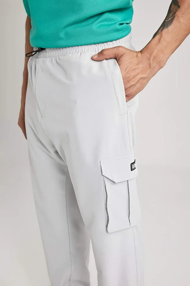 DeFactoFit Sporcu Jogger Eşofman Altı Standart Fit Kargo Cepli Dokuma Beli Paçası Lastikli C0043AX24 - 6