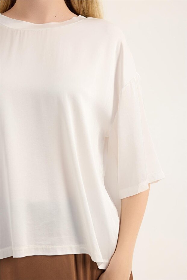 بلوزة برقبة دائرية - 4