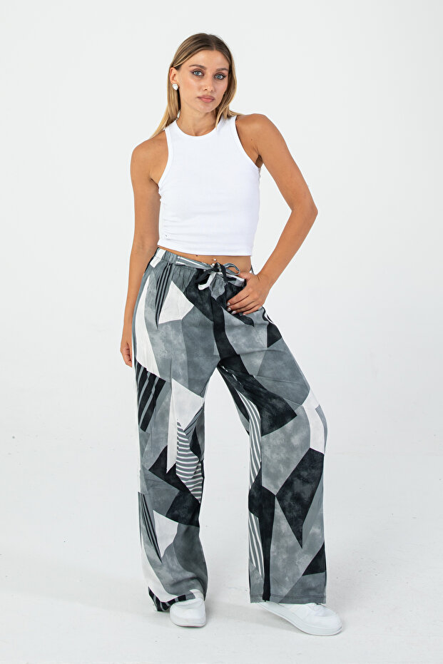 Women's Modern Black Gray Geometric Patterned Wide Leg Trousers – Trendy & Stylish Style