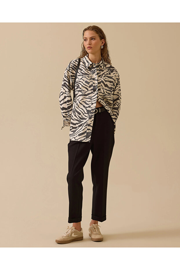 Zebra Desenli Cep Detaylı Gömlek - 2
