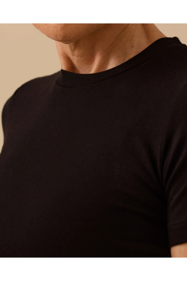 Yuvarlak Yaka Kısa Kollu Basic Tişört - 4