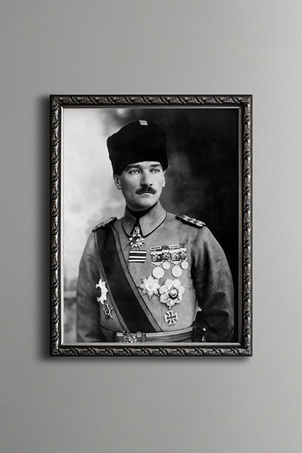 Ataturk - Vintage Patterned Frame