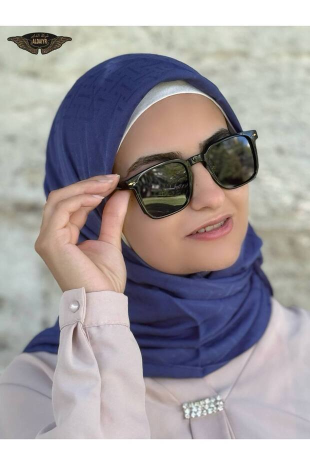 Eșarfă jacquard cu model 100x100