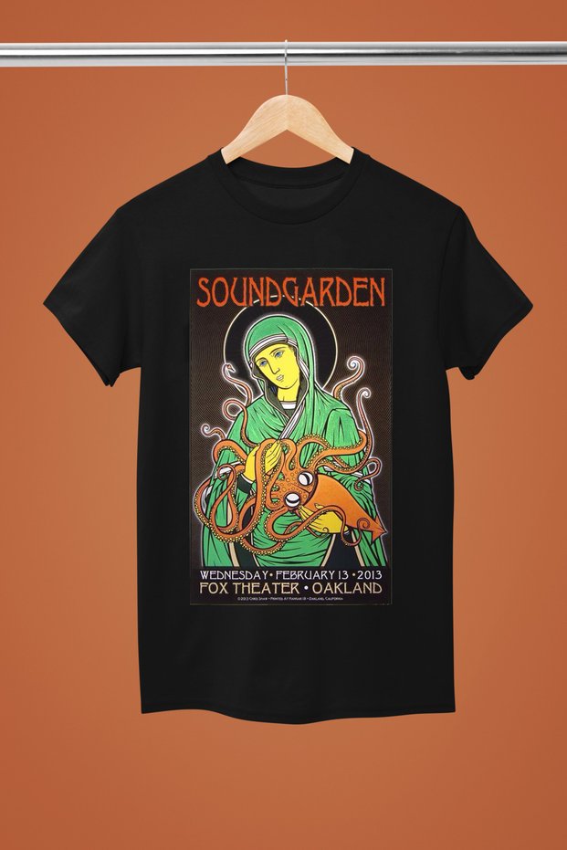 Soundgarden Printed Cotton Short Sleeve Regular Fit Rock Tshirt