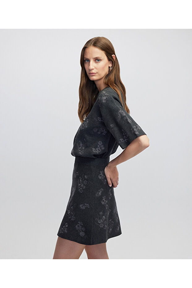 Nakışlı triko etek - 6