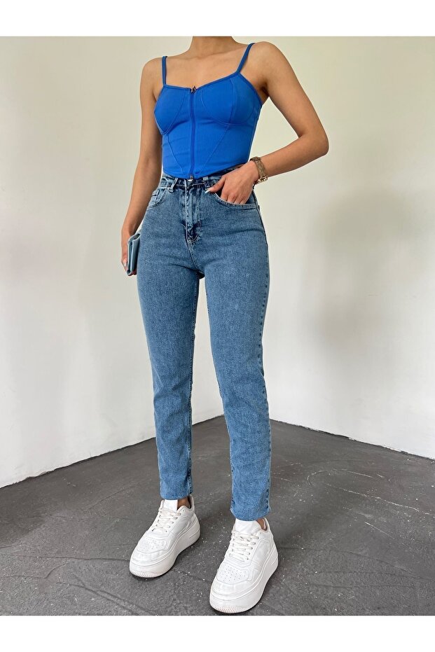 Lily Women's Stretch Lycra Trend Blue Mom Jean