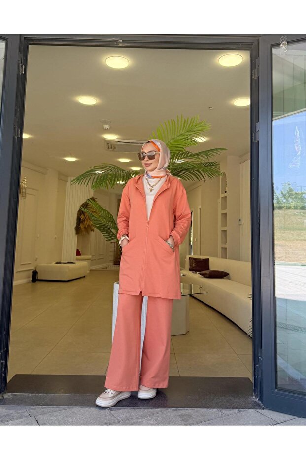 SOFTOVA KAPÜŞONLU KAP - 1