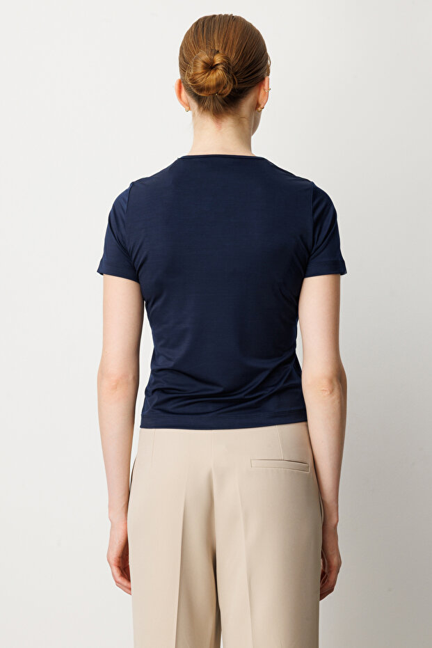 O-Neck Short Sleeve Basic Blouse - 4