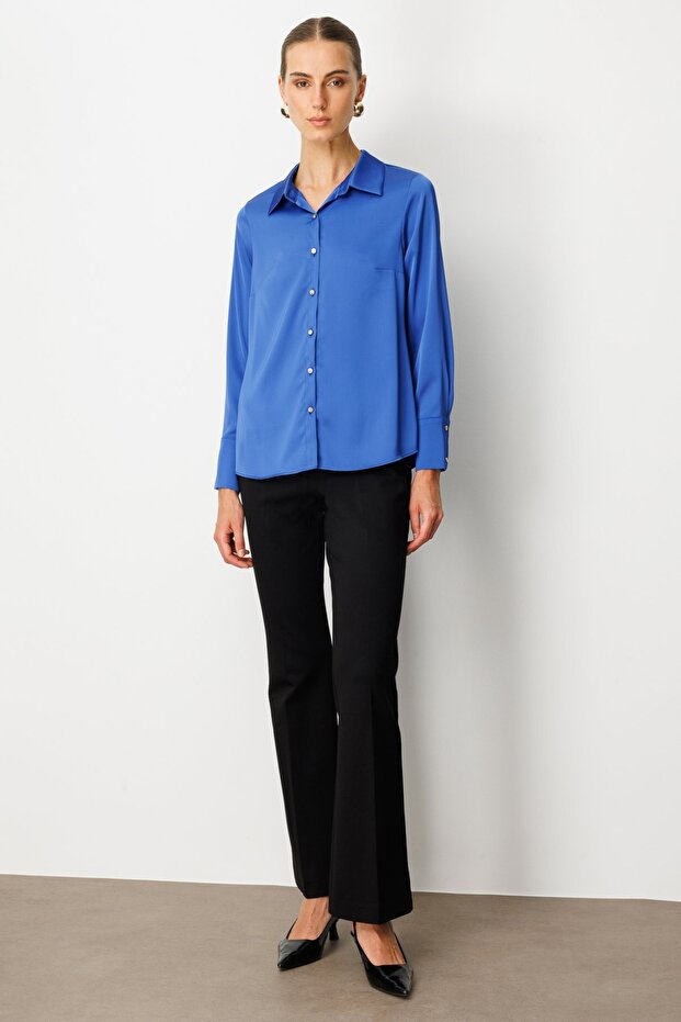 قميص ساتان بأزرار أمامية - 3