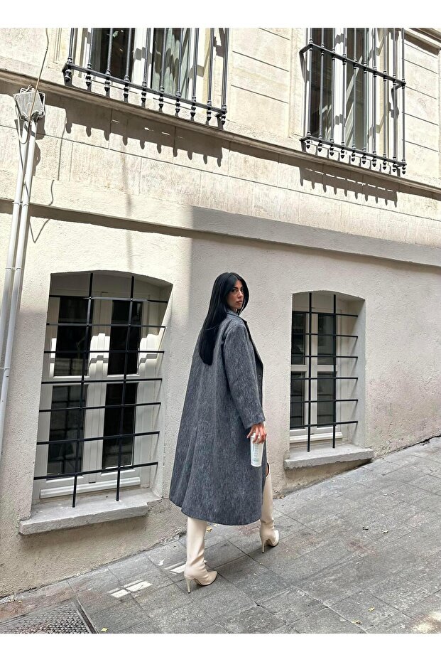 معطف صوف أنثراسيت كبير الحجم بزر واحد - 4