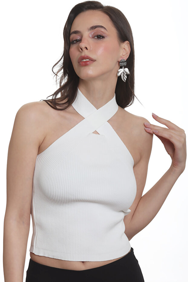 Kadın Çivili Model Yaprak Formlu Küpe - 6