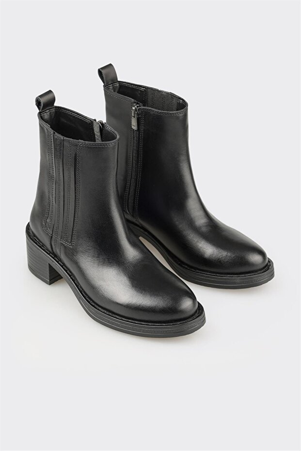 Siyah Deri Kadın Topuklu Bot - 2